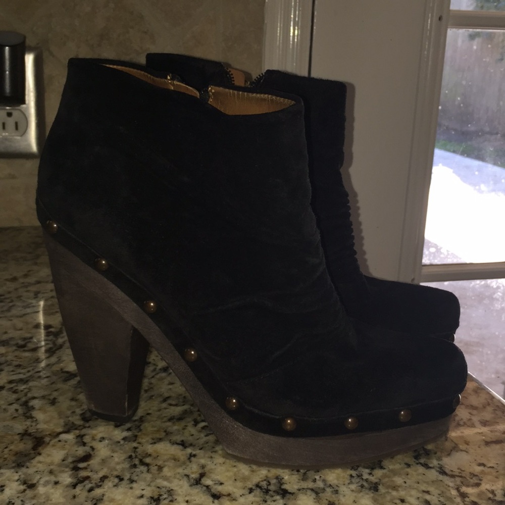 Booties - Picture 2 of 8